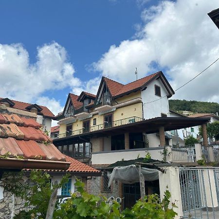 露娜德阿杰罗拉酒店 外观 照片